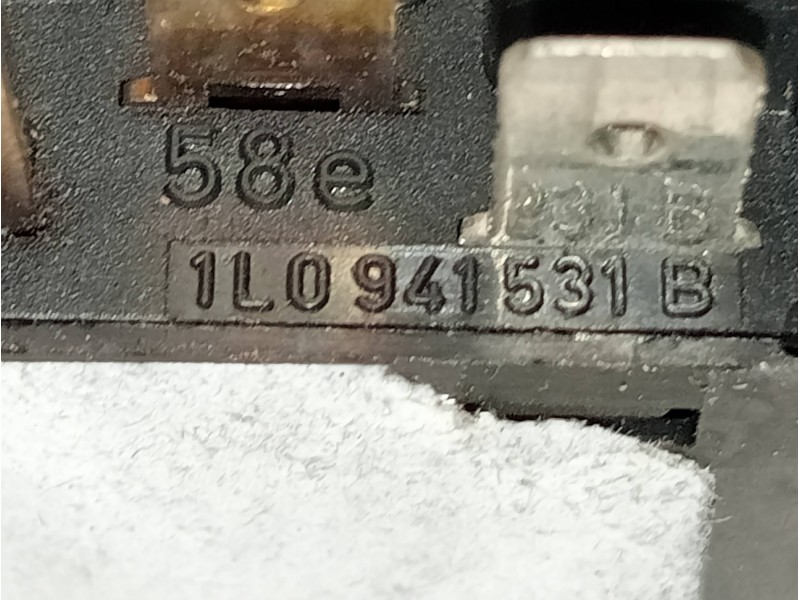 Recambio de mando luces para jeep cherokee (xj) 2.5 jamboree referencia OEM IAM 1L0941531B  