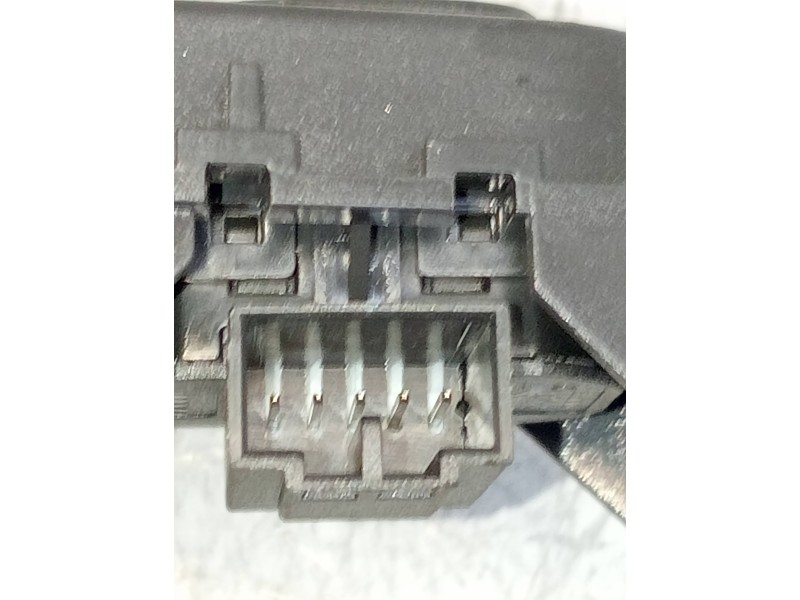 Recambio de mando elevalunas delantero derecho para jaguar s-type 2.7 v6 diesel executive referencia OEM IAM   