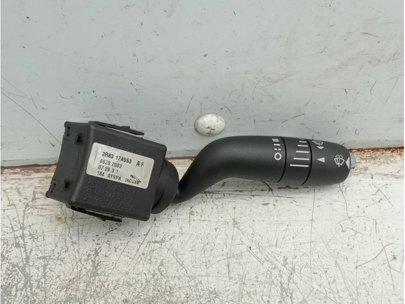 Recambio de mando limpia para jaguar s-type 2.7 v6 diesel executive referencia OEM IAM 2R8317A553  