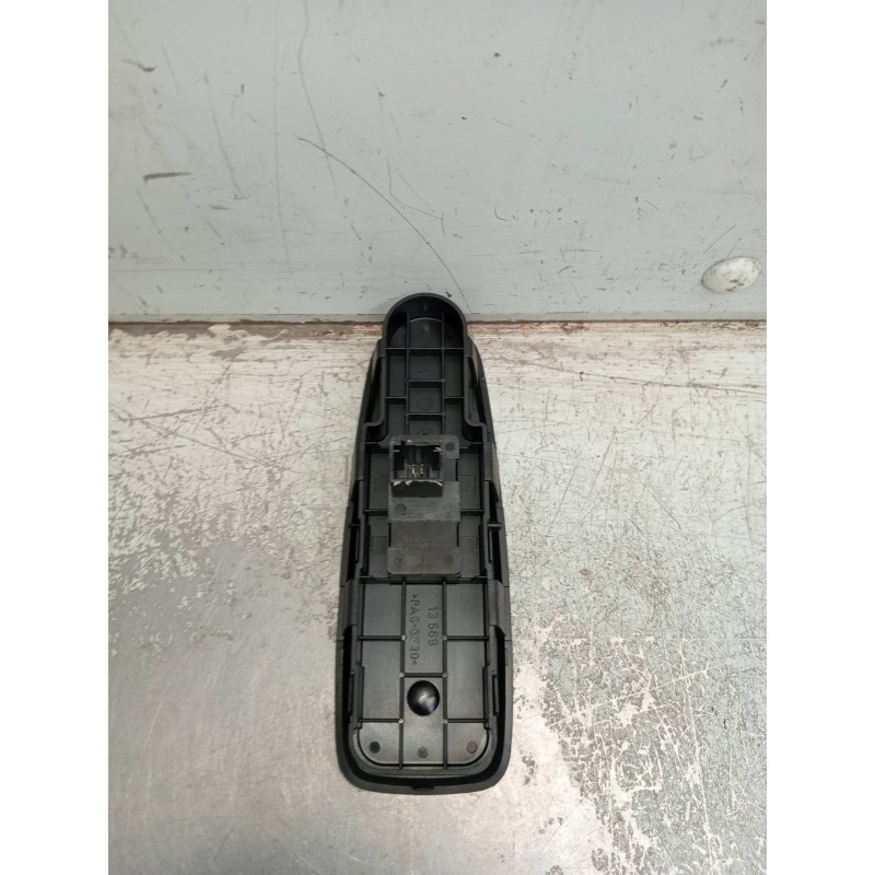 Recambio de mando elevalunas delantero derecho para citroen c4 grand picasso 1.6 16v hdi fap referencia OEM IAM   