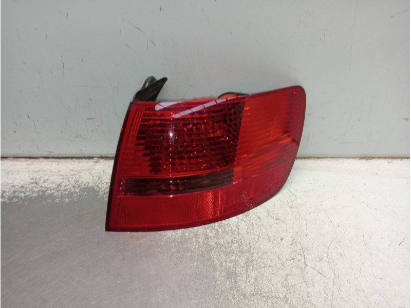 Recambio de piloto trasero derecho para audi a6 avant (4f5) 3.0 v6 24v tdi referencia OEM IAM 89317000  