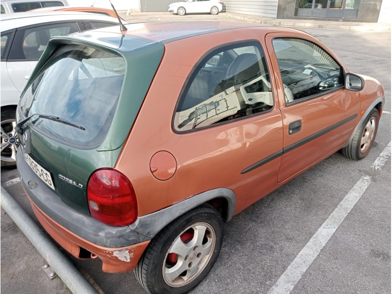 opel corsa b del año 1999