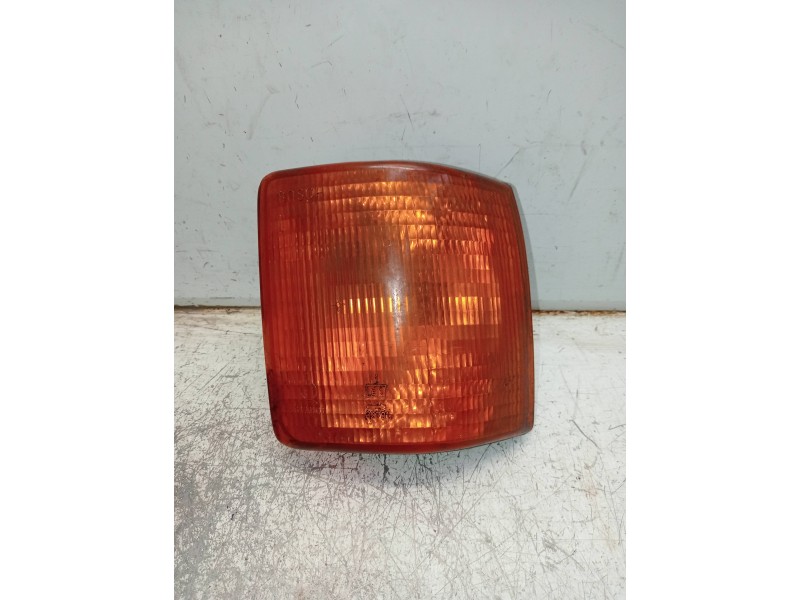 Recambio de piloto delantero izquierdo para audi 80 (82/83/84) 1.6 referencia OEM IAM   