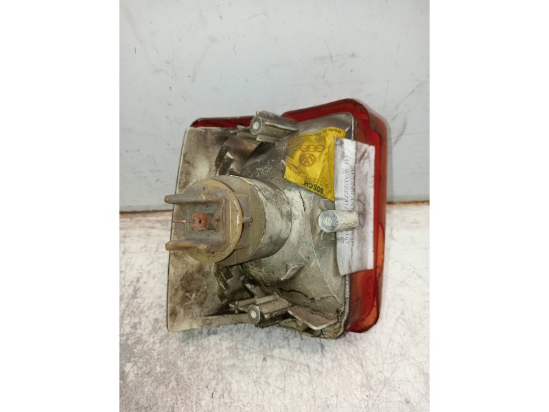 Recambio de piloto delantero izquierdo para audi 80 (82/83/84) 1.6 referencia OEM IAM   