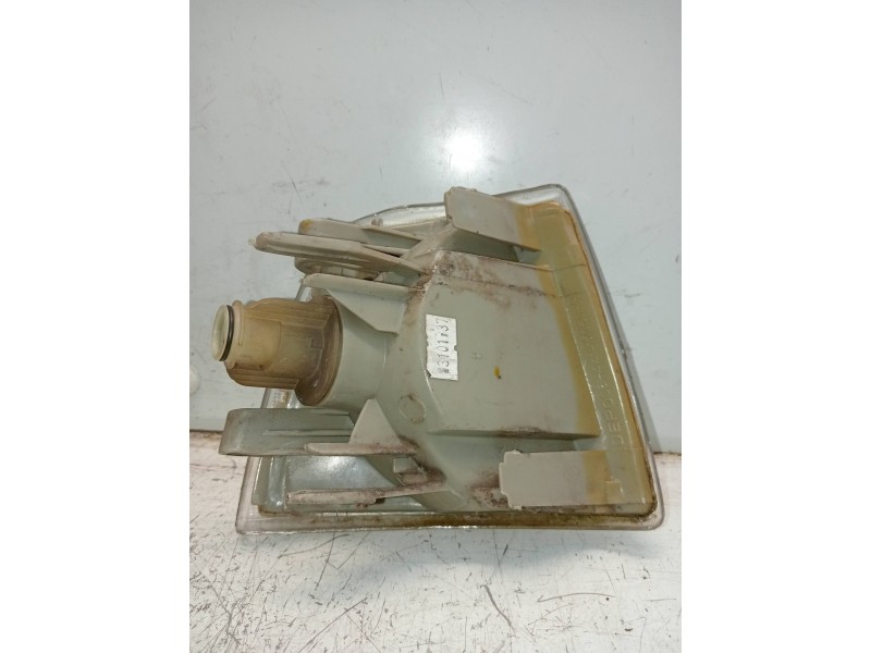 Recambio de piloto delantero izquierdo para audi 80 2.3 referencia OEM IAM   