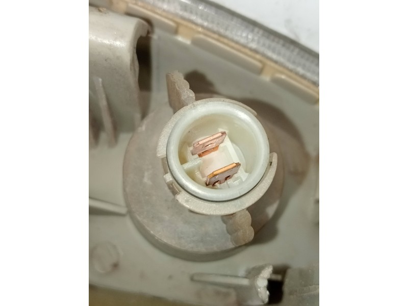 Recambio de piloto delantero izquierdo para audi 80 2.3 referencia OEM IAM   