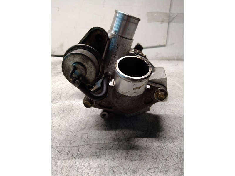 Recambio de turbocompresor para toyota corolla (e12) 2.0 turbodiesel cat referencia OEM IAM 1720127050  
