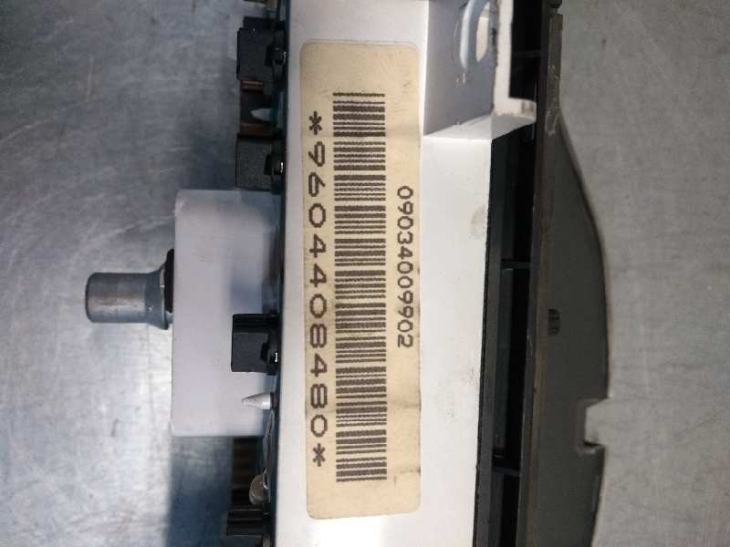 Recambio de cuadro instrumentos para peugeot 106 (s1) referencia OEM IAM 9604408480  