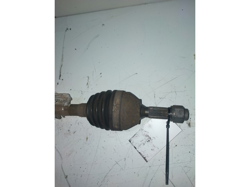 Recambio de transmision delantera izquierda para citroen c3 attraction referencia OEM IAM 9672238580  