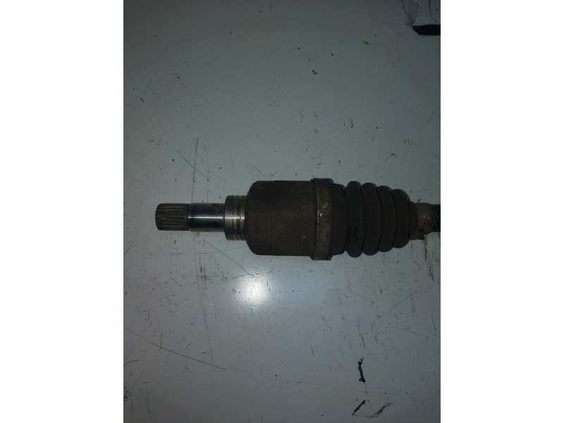 Recambio de transmision delantera izquierda para citroen c3 attraction referencia OEM IAM 9672238580  