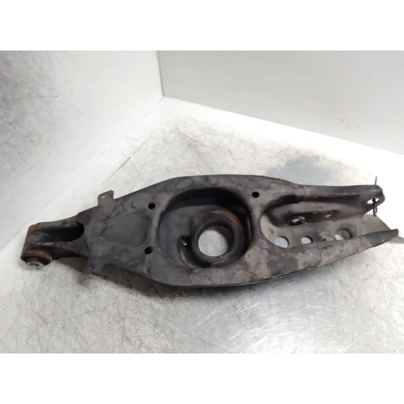 Recambio de brazo suspension inferior trasero derecho para mercedes clase c (w202) berlina 180 (202.018) referencia OEM IAM   