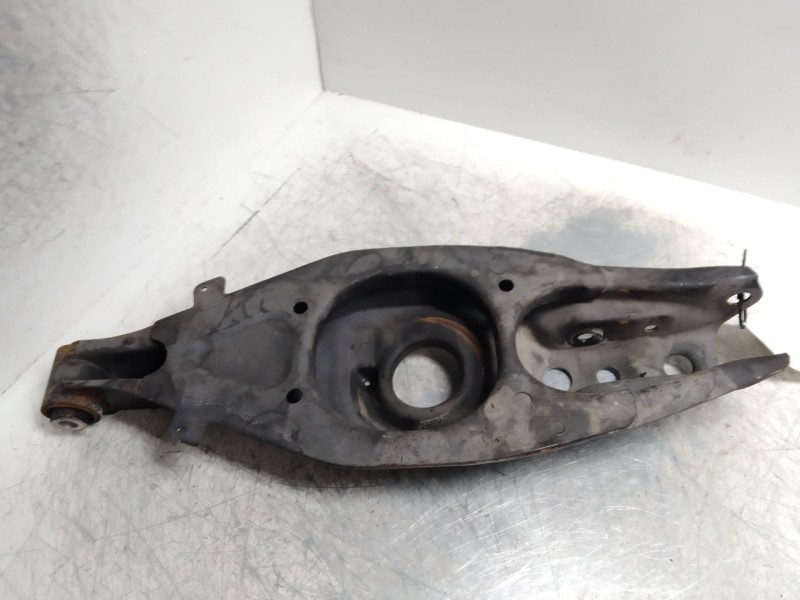 Recambio de brazo suspension inferior trasero derecho para mercedes clase c (w202) berlina 180 (202.018) referencia OEM IAM   