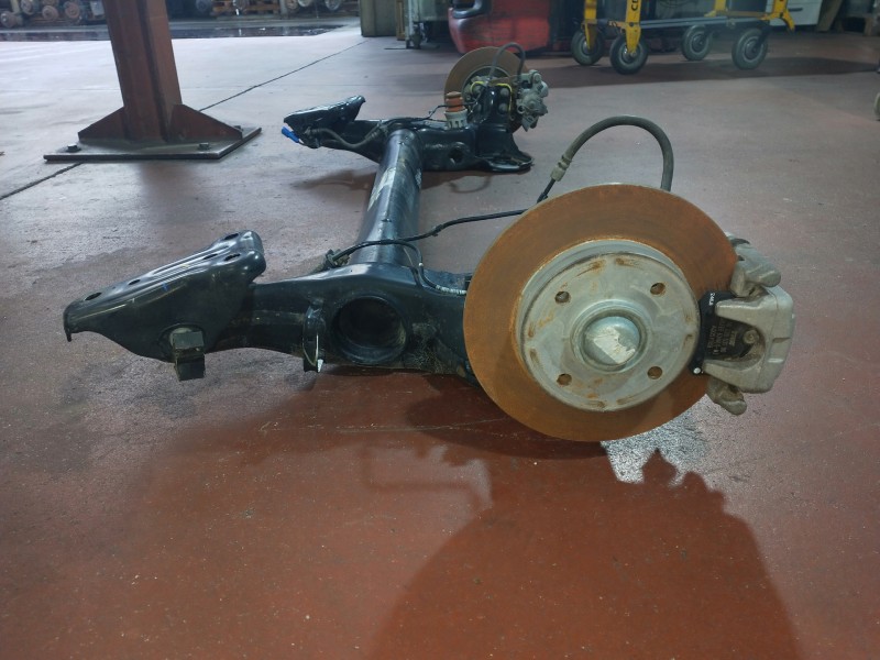 Recambio de puente trasero para peugeot 2008 (--.2013) style referencia OEM IAM  DISCO/ABS 