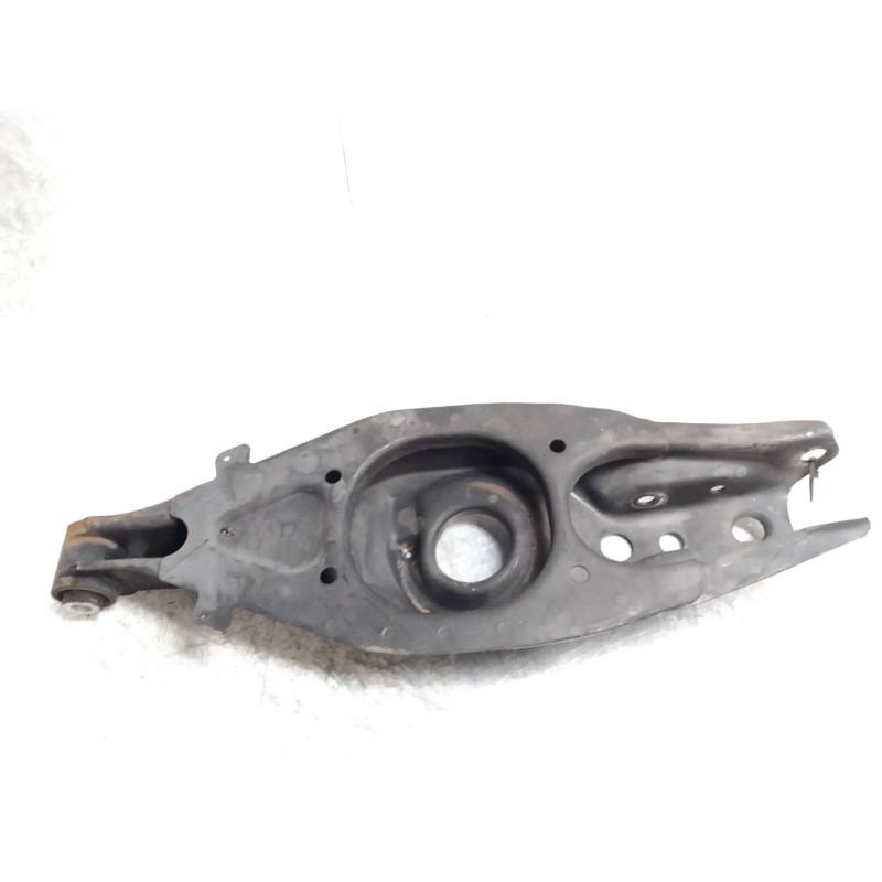 Recambio de brazo suspension inferior trasero izquierdo para mercedes clase c (w202) berlina 180 (202.018) referencia OEM IAM   