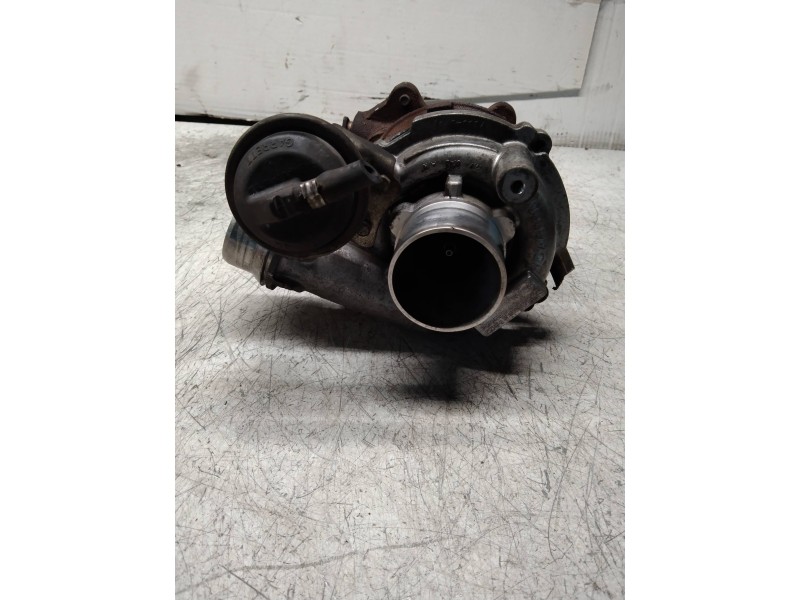 Recambio de turbocompresor para renault master ii phase 2 caja cerrada 2.5 dci diesel cat referencia OEM IAM 7573492 H8200483650