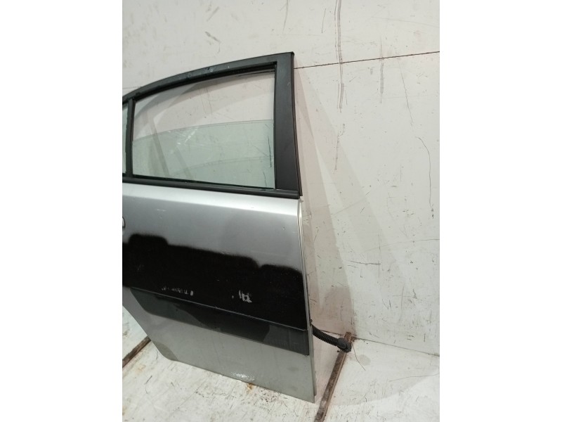 Recambio de puerta trasera derecha para kia rio 1.5 crdi ex1 referencia OEM IAM   