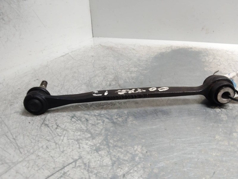 Recambio de brazo suspension superior trasero izquierdo para mercedes clase c (w203) berlina 2.6 cat referencia OEM IAM   