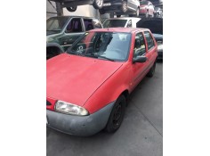 ford fiesta berlina del año 1996