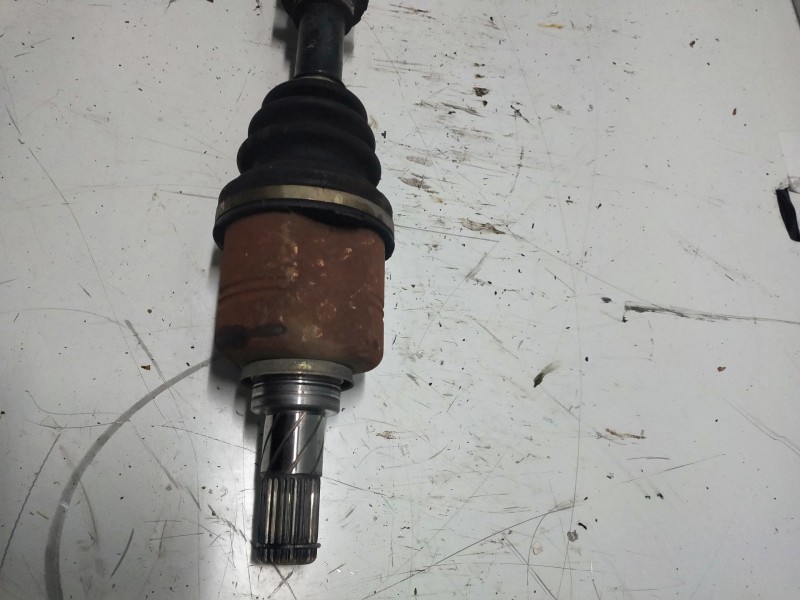 Recambio de transmision delantera izquierda para nissan primera berlina (p12) acenta referencia OEM IAM   