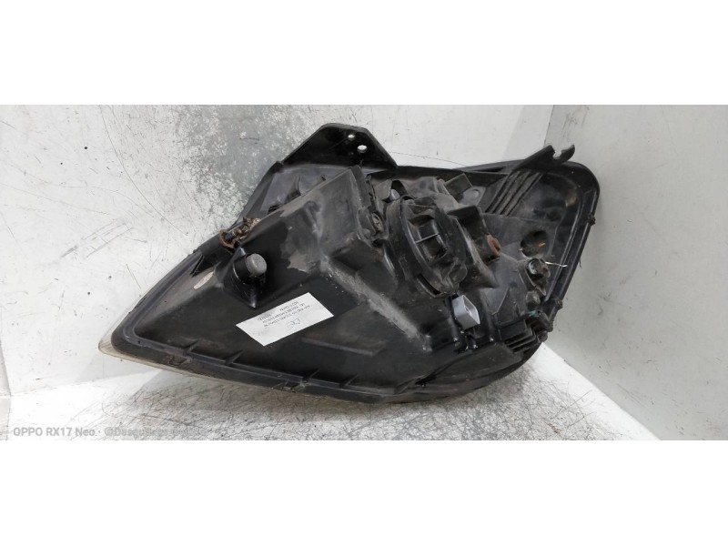 Recambio de faro derecho para kia rio 1.5 crdi ex1 referencia OEM IAM   