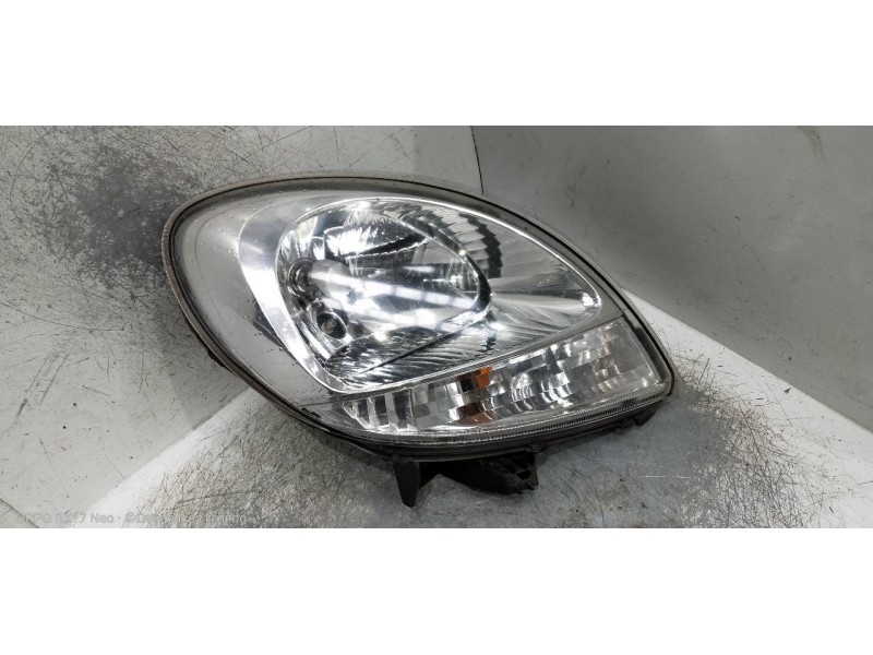 Recambio de faro derecho para nissan kubistar (x76) pro (l1) referencia OEM IAM 8200236591  