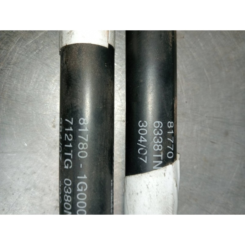 Recambio de amortiguadores maletero / porton para kia rio 1.5 crdi ex1 referencia OEM IAM 817801G000  