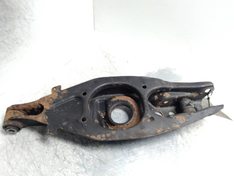 Recambio de brazo suspension inferior trasero izquierdo para mercedes clase c (w202) berlina 2.5 diesel cat referencia OEM IAM  
