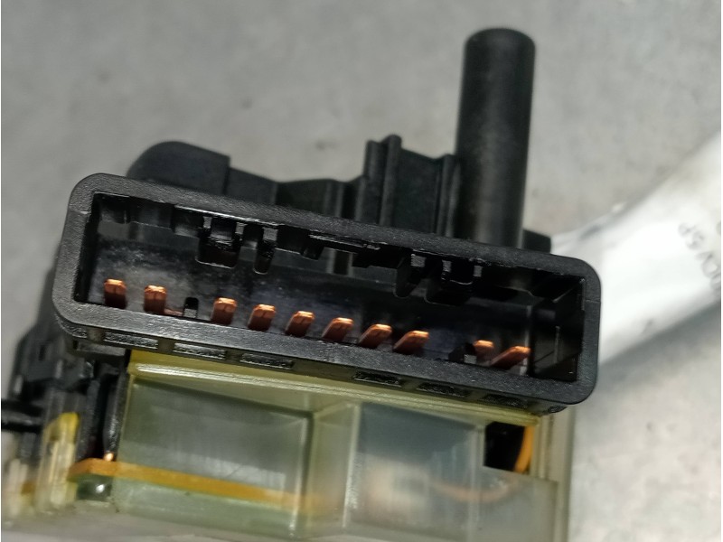 Recambio de mando limpia para kia rio 1.5 crdi ex1 referencia OEM IAM   