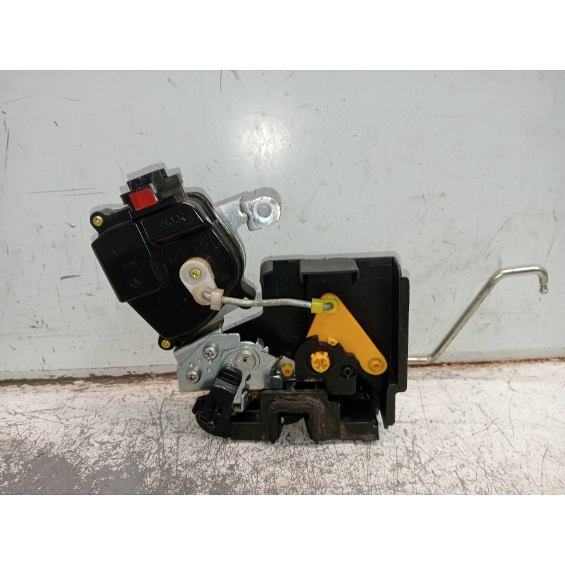Recambio de motor cierre centralizado trasero derecho para kia rio 1.5 crdi ex1 referencia OEM IAM 2XIRR 5P 