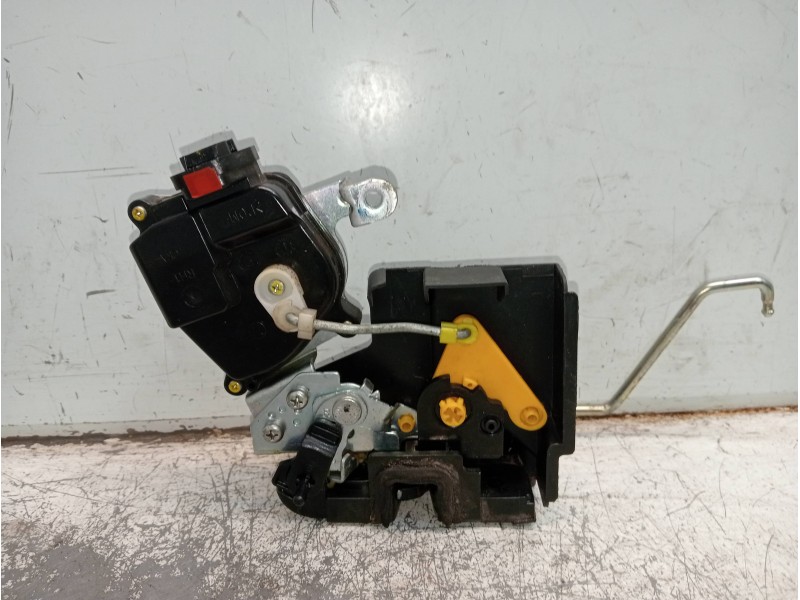 Recambio de motor cierre centralizado trasero derecho para kia rio 1.5 crdi ex1 referencia OEM IAM 2XIRR 5P 