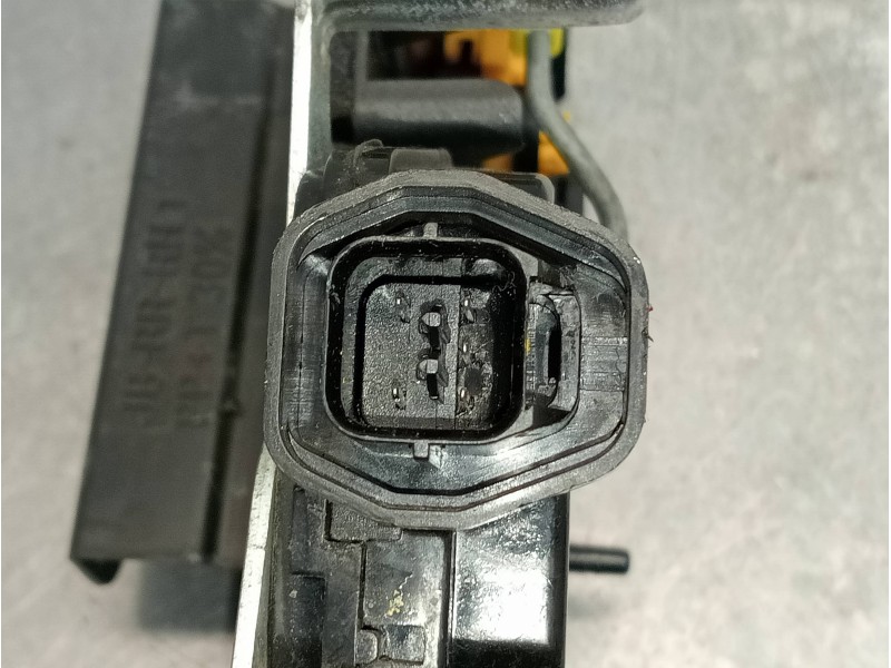 Recambio de motor cierre centralizado trasero derecho para kia rio 1.5 crdi ex1 referencia OEM IAM 2XIRR 5P 