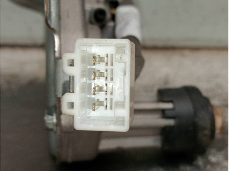 Recambio de motor limpia trasero para kia rio 1.5 crdi ex1 referencia OEM IAM   