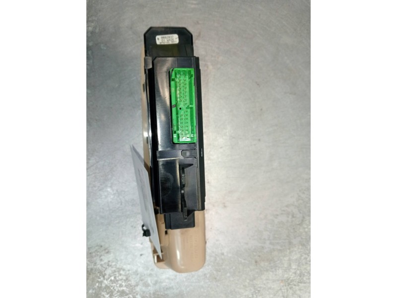 Recambio de mando elevalunas delantero derecho para volvo s80 berlina 2.4 (103kw) referencia OEM IAM   