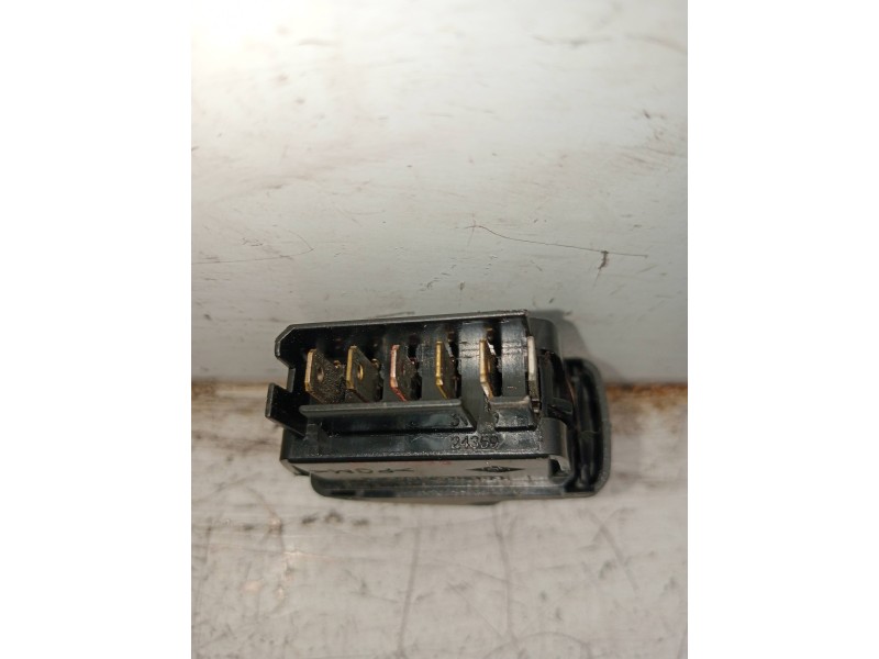 Recambio de mando elevalunas delantero izquierdo para nissan kubistar (x76) pro (l1) referencia OEM IAM   