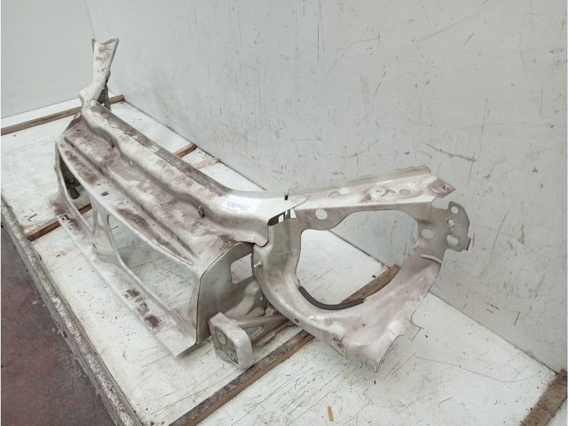 Recambio de panel frontal para nissan kubistar (x76) pro (l1) referencia OEM IAM   