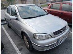 opel astra g berlina del año 1999