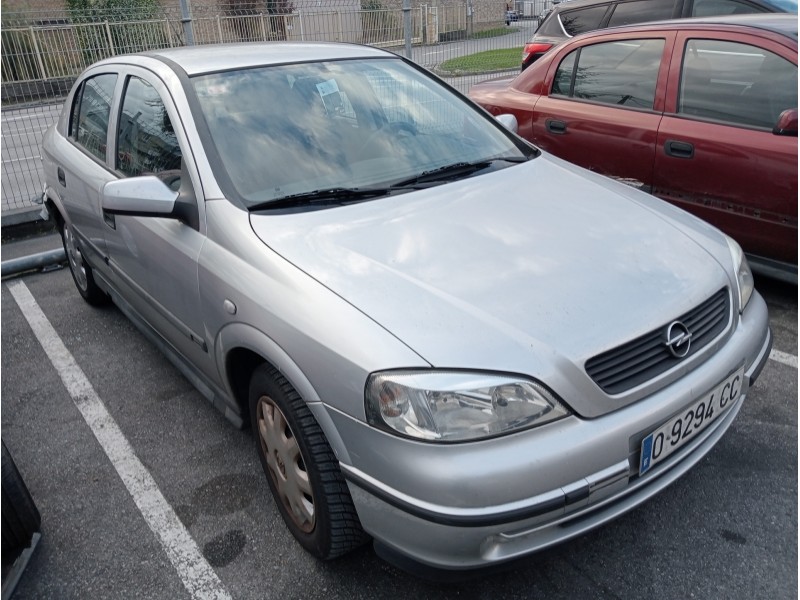 opel astra g berlina del año 1999