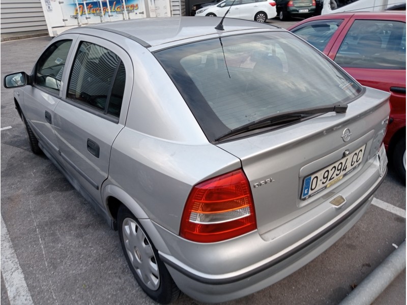 opel astra g berlina del año 1999