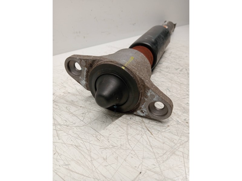 Recambio de amortiguador trasero derecho para kia cee´d sporty wagon tech referencia OEM IAM 55300A2020  