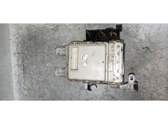 Recambio de caja reles / fusibles para toyota rav 4 (a3) 2.2 d-4d cat referencia OEM IAM 8273042360   2