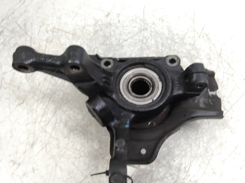 Recambio de mangueta delantera izquierda para fiat punto berl. (176) 1.7 turbodiesel referencia OEM IAM   