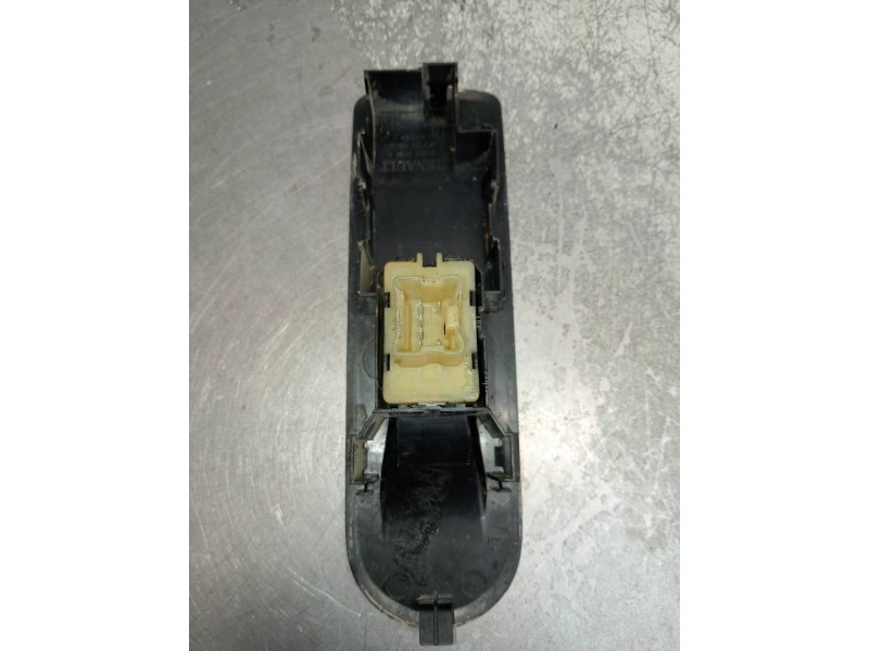 Recambio de mando elevalunas delantero derecho para renault clio iv societé referencia OEM IAM 809603634R 4P 