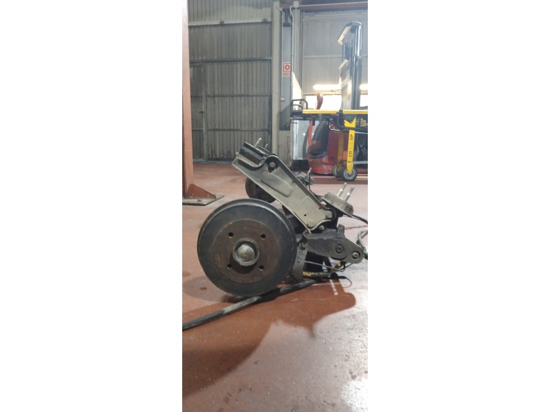 Recambio de puente trasero para citroen xsara coupe 1.9 td vtr referencia OEM IAM   