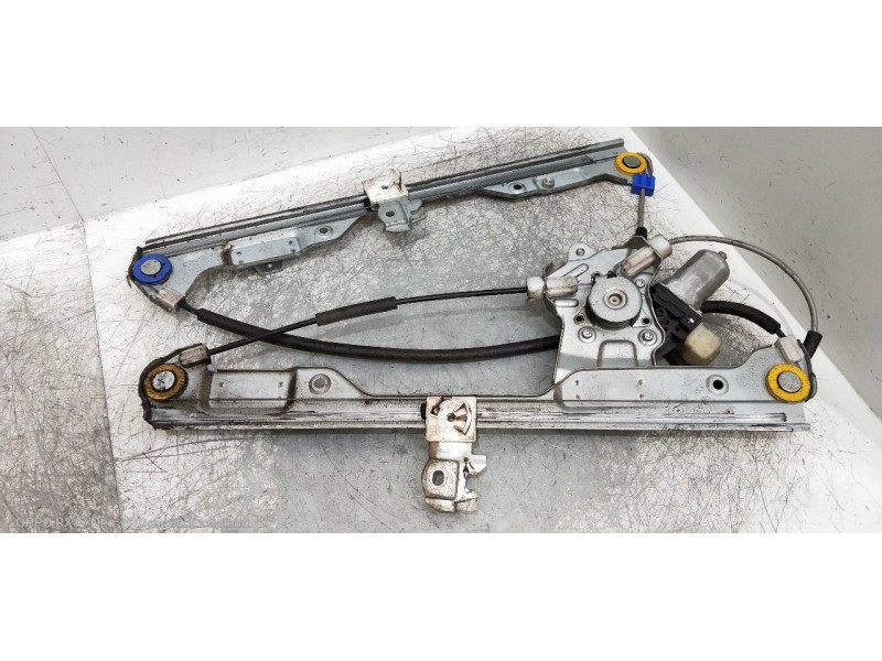 Recambio de elevalunas delantero derecho para renault maxity fg 130.35/45 referencia OEM IAM   