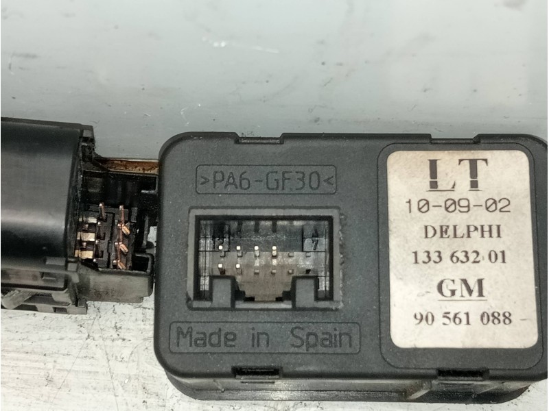 Recambio de mando elevalunas delantero izquierdo para opel astra g coupé 2.2 16v dti cat (y 22 dtr / l50) referencia OEM IAM   