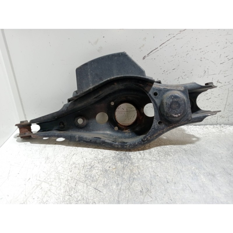 Recambio de brazo suspension inferior trasero derecho para toyota rav 4 (a3) 2.2 d-4d cat referencia OEM IAM   