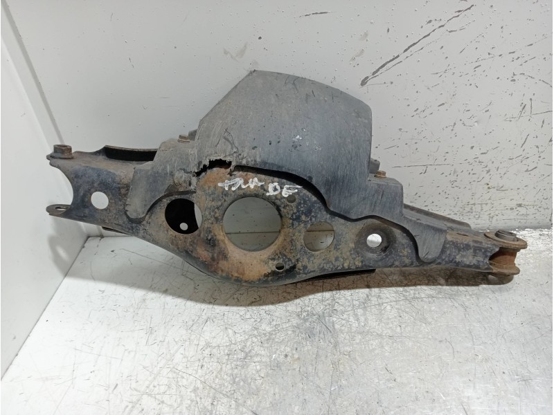 Recambio de brazo suspension inferior trasero derecho para toyota rav 4 (a3) 2.2 d-4d cat referencia OEM IAM   
