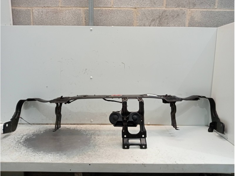 Recambio de panel frontal para mercedes clase c (w203) sportcoupe c 180 compressor (203.746) referencia OEM IAM   