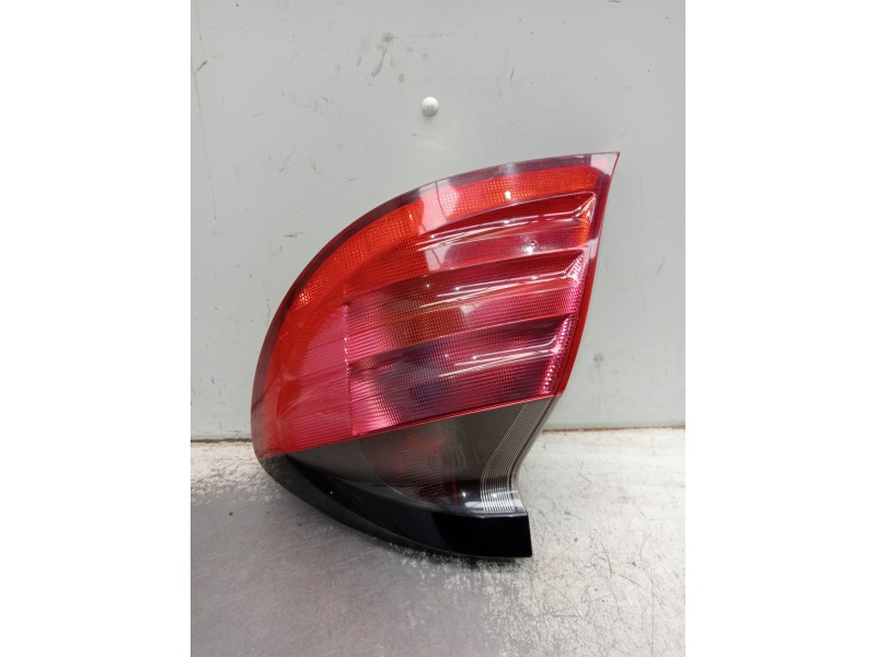 Recambio de piloto trasero derecho para mercedes clase c (w203) sportcoupe c 180 compressor (203.746) referencia OEM IAM 1516310