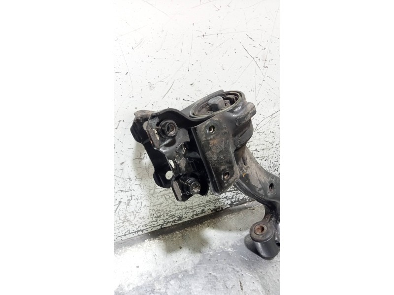 Recambio de brazo suspension inferior delantero izquierdo para honda cr-v (re) comfort referencia OEM IAM   